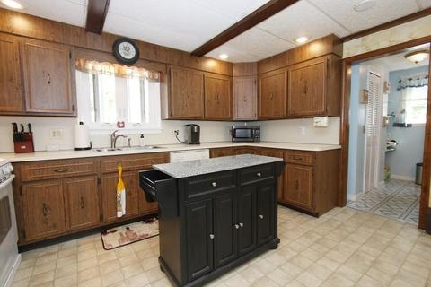 15 Wright St, Stoneham, MA 02180 photo 9