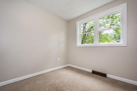 17 Chestnut Dr, Townsend, MA 01469 photo 24