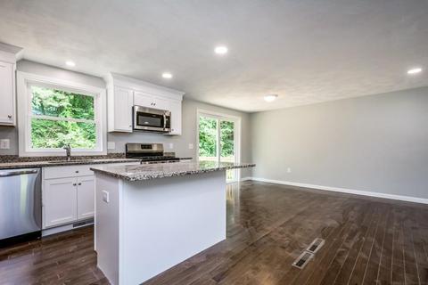 17 Chestnut Dr, Townsend, MA 01469 photo 10