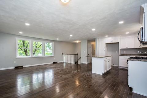 17 Chestnut Dr, Townsend, MA 01469 photo 4