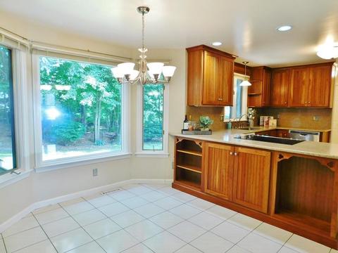 7 Bunker Cir, Springfield, MA 01108 photo 6