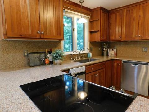 7 Bunker Cir, Springfield, MA 01108 photo 8