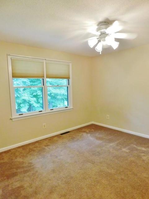 7 Bunker Cir, Springfield, MA 01108 photo 19
