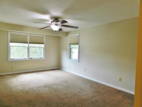 7 Bunker Cir, Springfield, MA 01108 photo 25