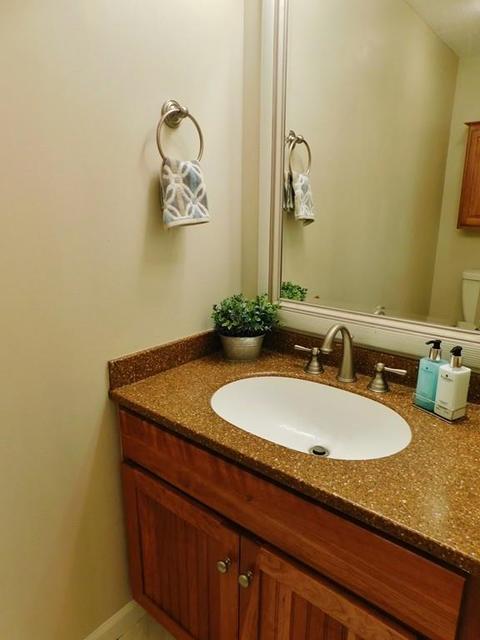 7 Bunker Cir, Springfield, MA 01108 photo 16