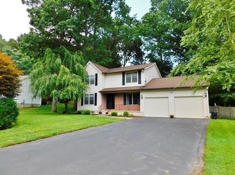 7 Bunker Cir, Springfield, MA 01108 photo 1
