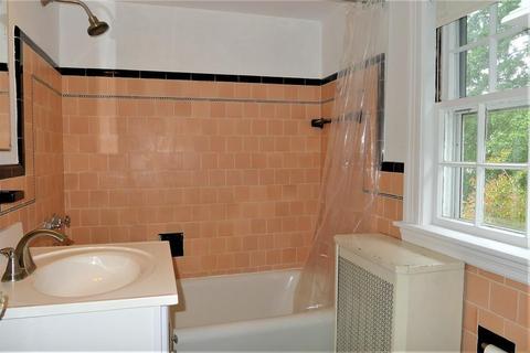 19 Windsor Rd, Stoneham, MA 02180 photo 16
