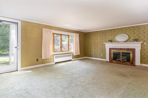 346 Plain St, Millis, MA 02054 photo 6