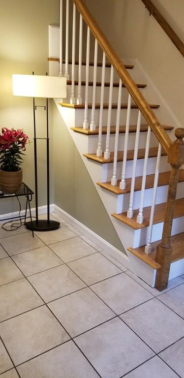 60 Flanagan Dr, Framingham, MA 01701 photo 17