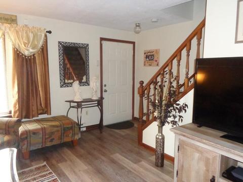 194 Hampshire, Springfield, MA 01151 photo 3