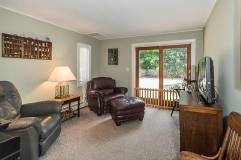 55 North St, Georgetown, MA 01833 photo 8