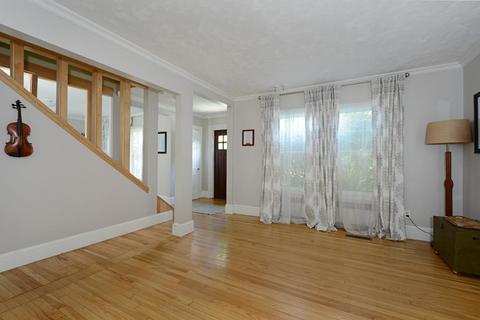 48 Morningside Rd, Worcester, MA 01602 photo 2