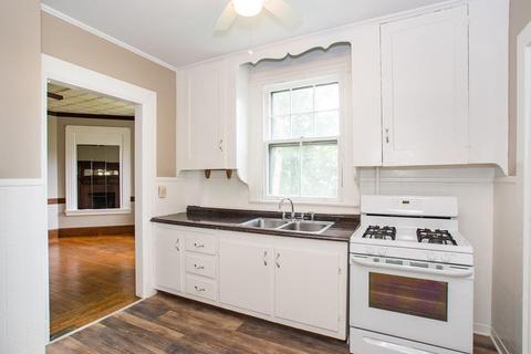 604 Rock St, Fall River, MA 02720 photo 8