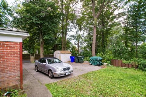 604 Rock St, Fall River, MA 02720 photo 32