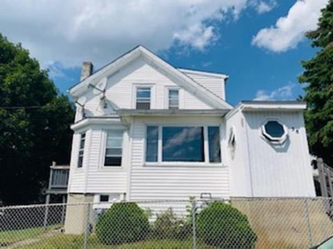 38 Byron St, Fall River, MA 02724 photo 3