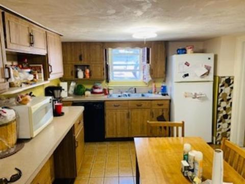 38 Byron St, Fall River, MA 02724 photo 13