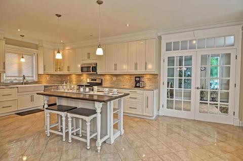 58 E High St, Avon, MA 02322 photo 9