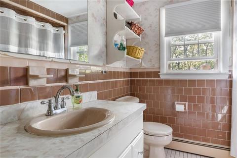 399 Red Chimney Dr, Warwick, RI 02886 photo 23
