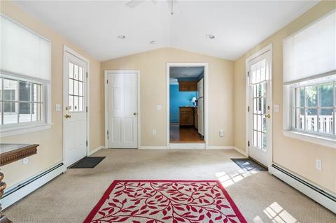 399 Red Chimney Dr, Warwick, RI 02886 photo 13