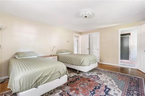399 Red Chimney Dr, Warwick, RI 02886 photo 16