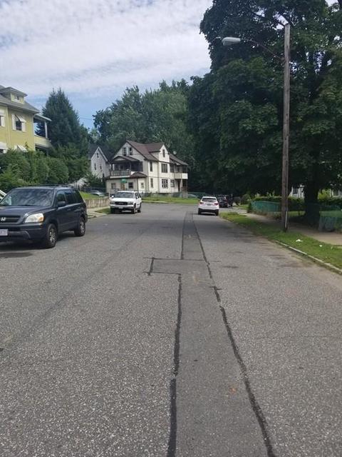 41 Longview St, Springfield, MA 01108 photo 7