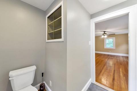 52 Eckington St, Springfield, MA 01108 photo 26