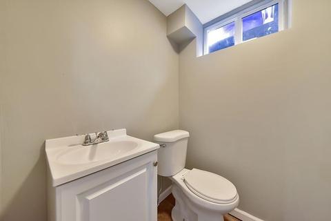 52 Eckington St, Springfield, MA 01108 photo 36