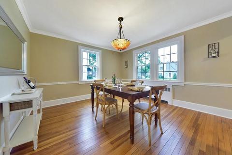 52 Eckington St, Springfield, MA 01108 photo 8