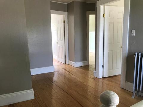 12 Robert Pl, Lowell, MA 01854 photo 5