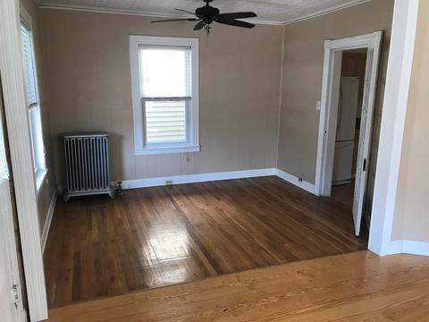 12 Robert Pl, Lowell, MA 01854 photo 4