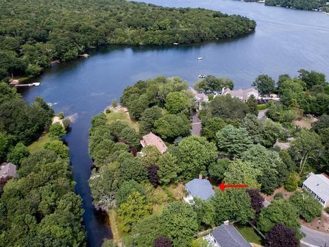 71 Sunset Cir, Mashpee, MA 02649 photo 1
