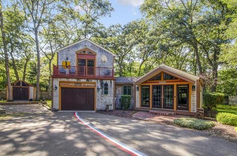 351 Main St, Barnstable, MA 02635 photo 2
