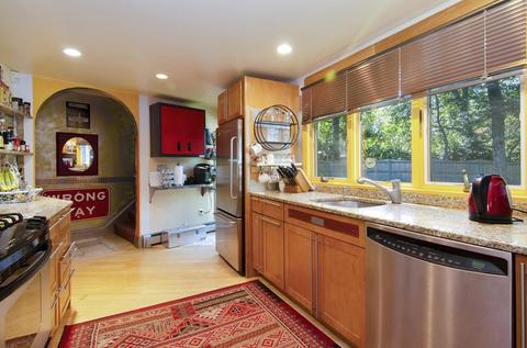 351 Main St, Barnstable, MA 02635 photo 10