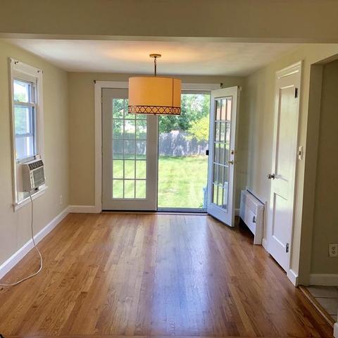 116 Gillette Cir, Springfield, MA 01118 photo 5