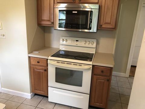 116 Gillette Cir, Springfield, MA 01118 photo 8