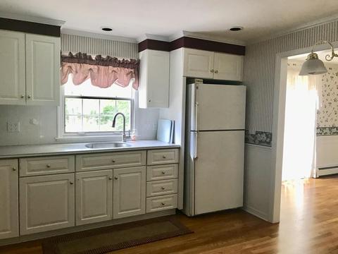 7 Sandra Cir, Mendon, MA 01756 photo 6