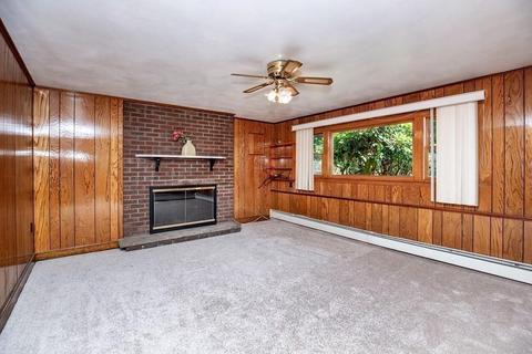 156 Summer St, Danvers, MA 01923 photo 17