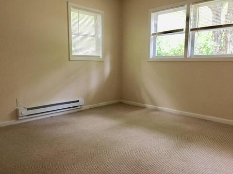 102 Fieldston St, Springfield, MA 01119 photo 12