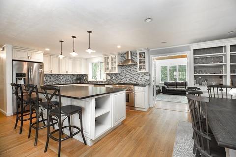 27 Longmeadow Rd, Hingham, MA 02043 photo 3