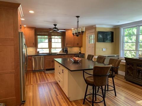 38 High St, Stoneham, MA 02180 photo 5