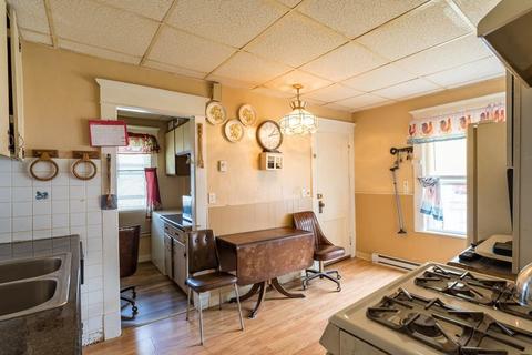 96 Johnson St, Springfield, MA 01108 photo 7