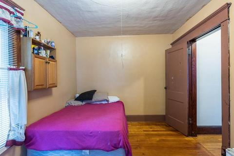96 Johnson St, Springfield, MA 01108 photo 14
