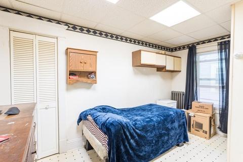 96 Johnson St, Springfield, MA 01108 photo 16