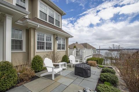 8 Merrill St, Hingham, MA 02043 photo 5