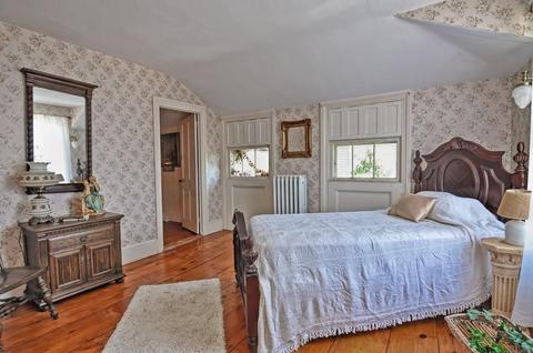 472 Walnut St, Fall River, MA 02720 photo 28