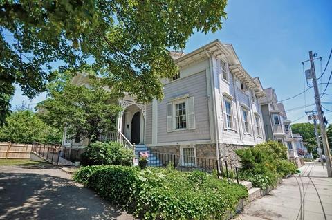 472 Walnut St, Fall River, MA 02720 photo 1