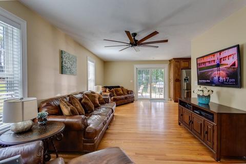 19 Dewitt Rd, Sutton, MA 01590 photo 13