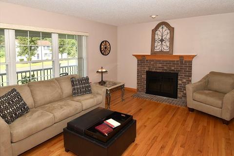 68 Broadleaf Cir, Suffield, CT 06093 photo 7