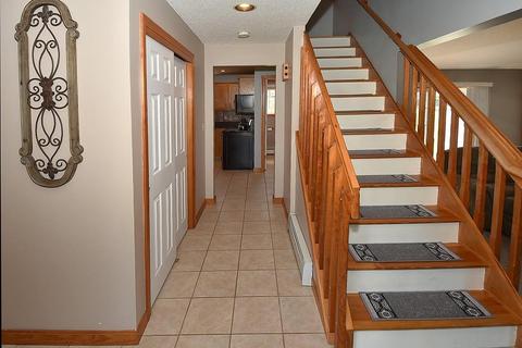 68 Broadleaf Cir, Suffield, CT 06093 photo 21