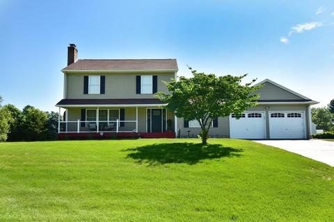 68 Broadleaf Cir, Suffield, CT 06093 photo 1